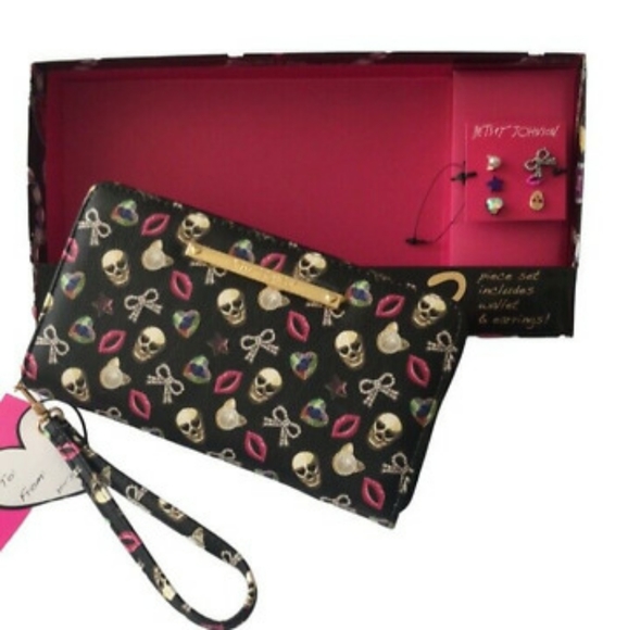 Betsey Johnson RARE Skull Wallet & 6pc Earring Set NWT/NIB - Picture 2 of 6